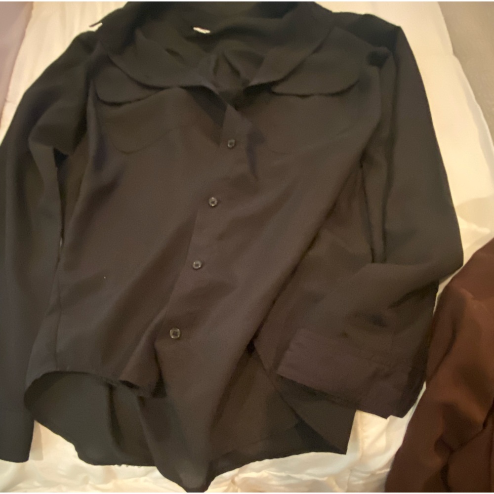 Old Navy, sheer button-up, size medium